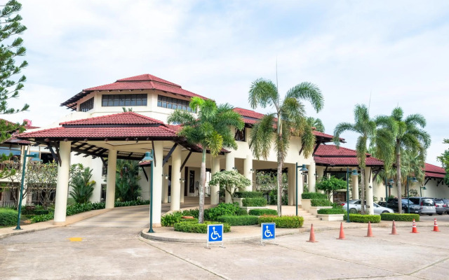 Maneechan Resort & Sport Club