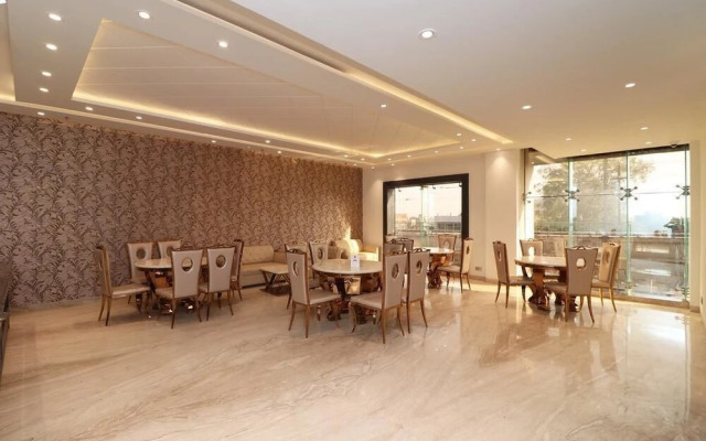 C Pearls Hotel  Banque