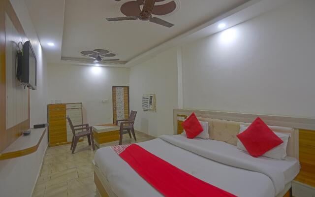 OYO 28331 Hotel Keshav-a Unit Of Ghaziabad Inn