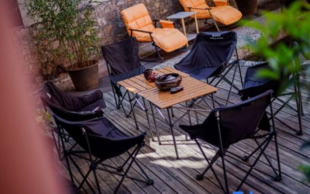 Lijiang Zhuohuayuan Boutique Inn
