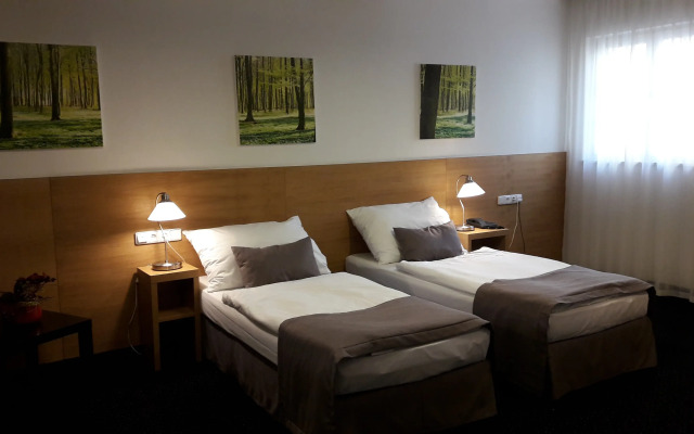 Hotel Clement