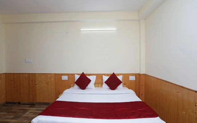 Chandra Homestay by OYO Rooms