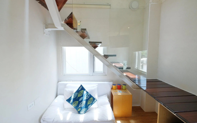 SSS Life Hotel