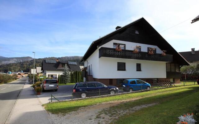 Apartments Klemenčič