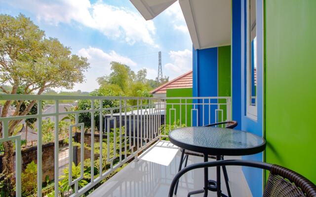 OYO 1355 Griya Wismono Homestay