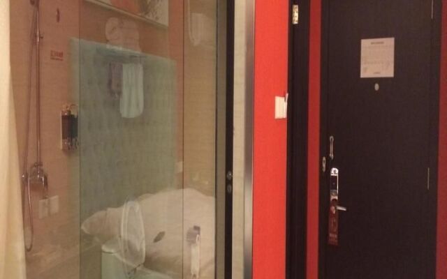 Beijing Hongweiyijia Hotel