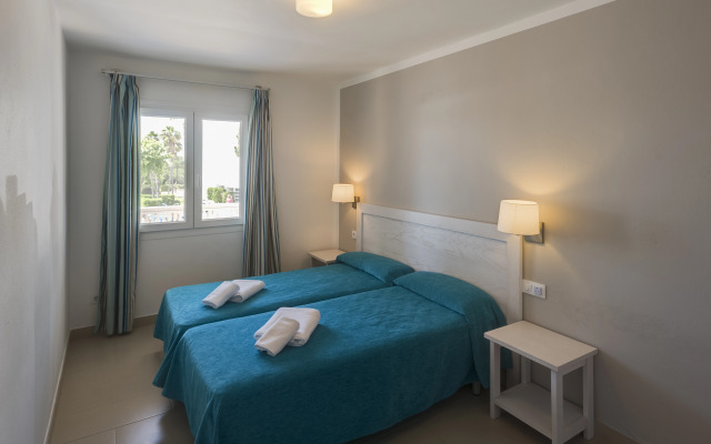 Apartamentos Seth Mestral y Llebeig