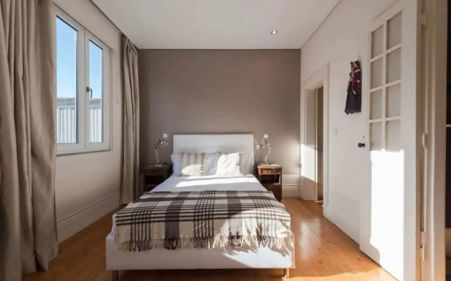 3br D.Luis Bridge House & Terrace by Guestready