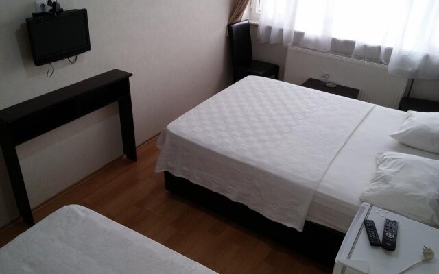 Deniz Otel