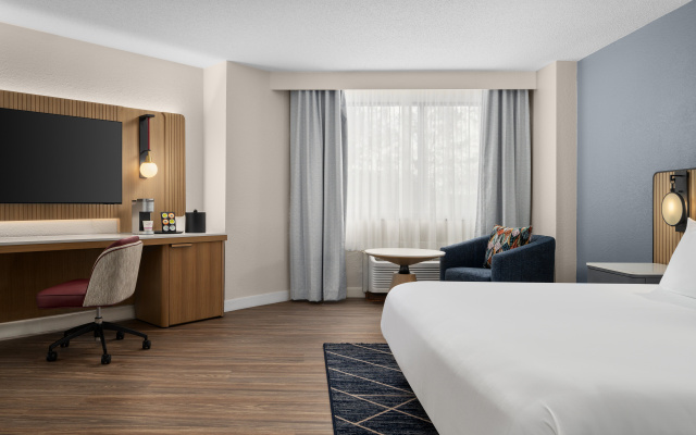 Crowne Plaza Virginia Beach Town Center by IHG