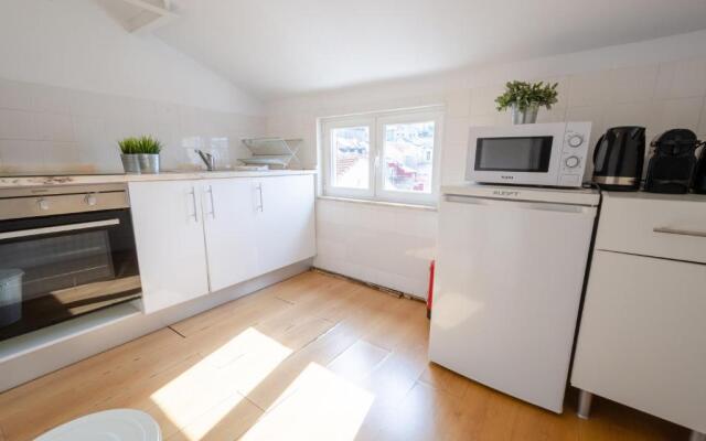 118 D - Roof House in Avenida - Lisbon