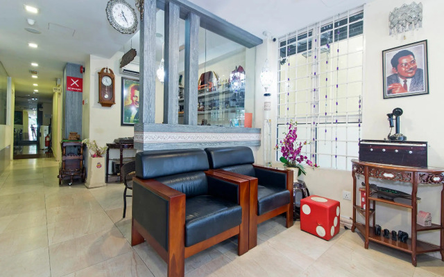 OYO 124 Hotel Seniman Sentul