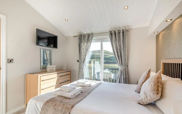Nunland Hillside Lodges