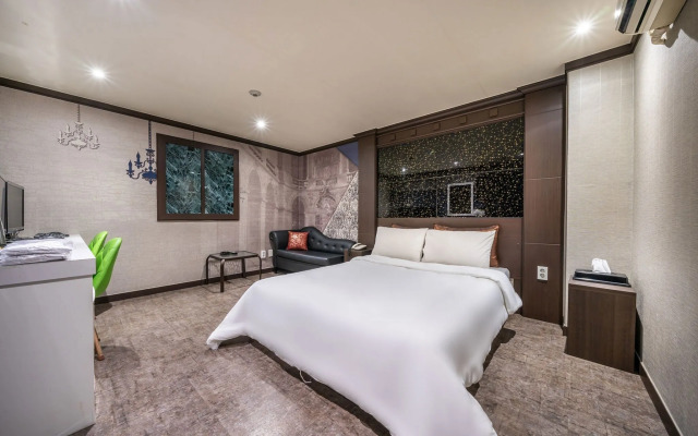 Goyang (Hwajeong) Casamia