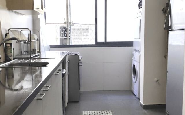 Amazing New 2BR Apt on Hilton Beach