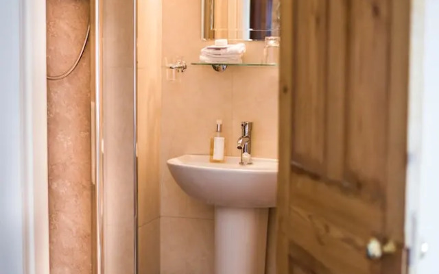 Cundall Lodge Farm Bed & Breakfast