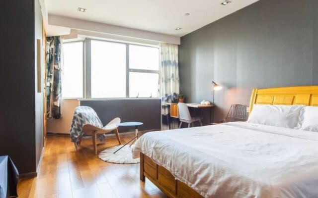 Big Hero Apartment Hotel (Shenzhen Futian Port)