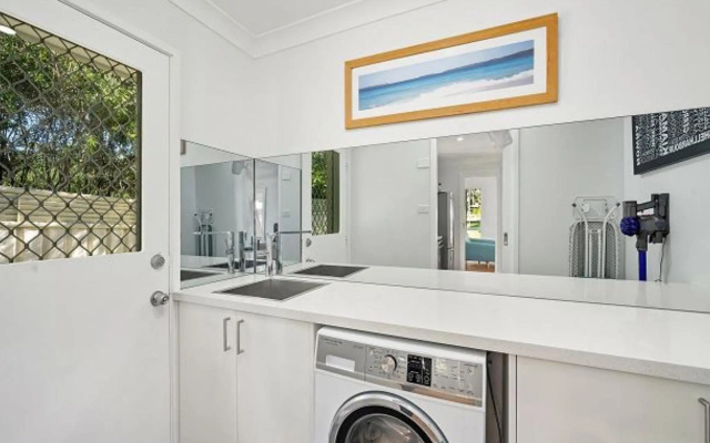 Nestled in the National Park Right in the Heart of Husky – Guest Rooms – Huskisson