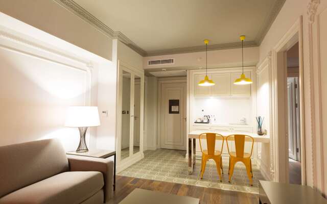 DoubleTree by Hilton Hotel Izmir Airport