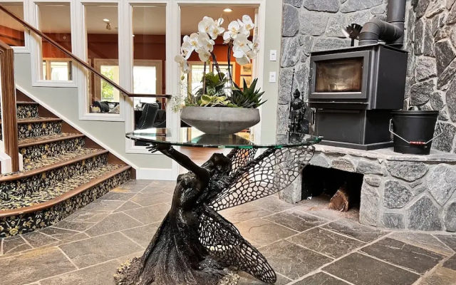Woodstone Manor Inc