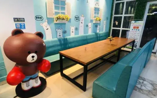 Ding'an Xiong Theme Xiangshan Hotel