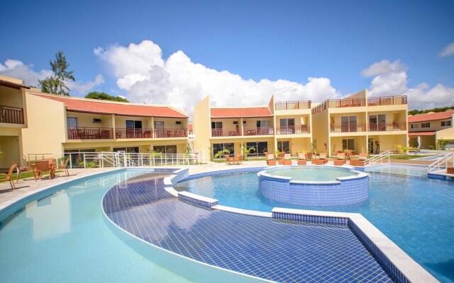 Lindo Flat de Frente para a Piscina