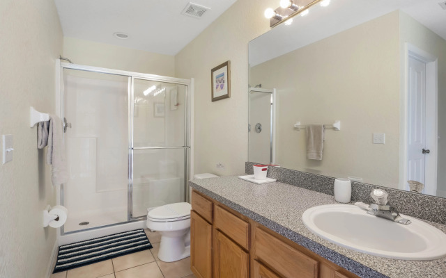 TCR1008RP - 5 beds pool home - Gated community