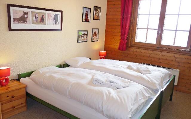 Chalet Les Falaises