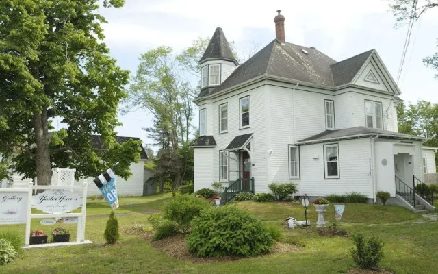 YesterYears Bed & Breakfast