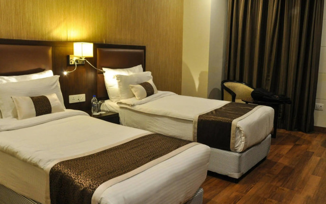 Hotel Casaya Inn