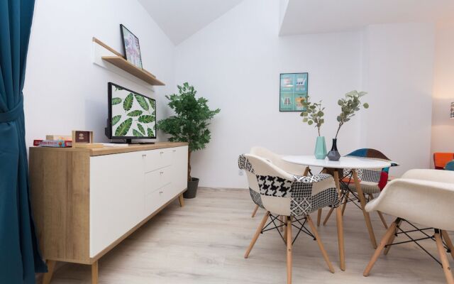 1898 Parkside Boutique Residence