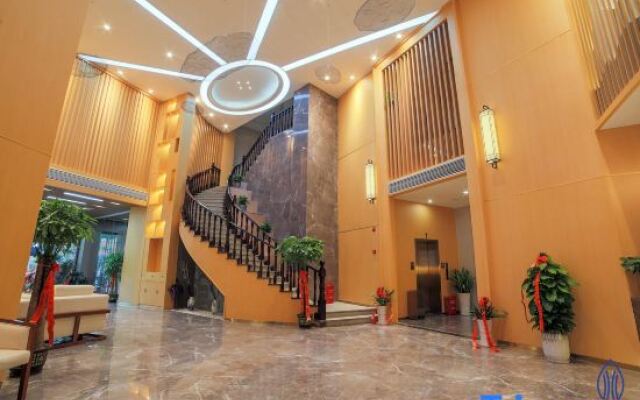 Xidiya Business Hotel (Yichun Drum Tower Pedestrian Street Runda International)