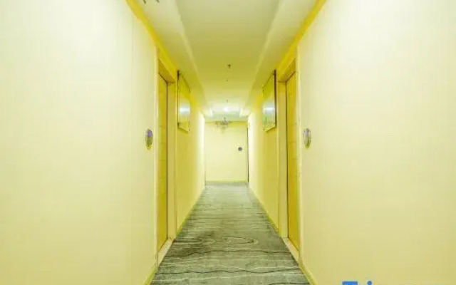 Star Hotel (Yijing Garden)