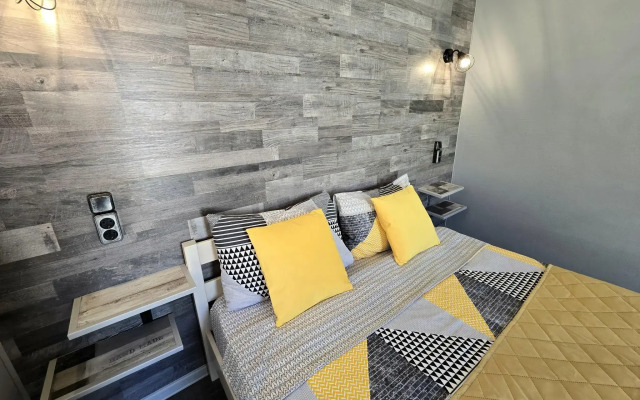 Апартаменты на улице Субтропическая 6