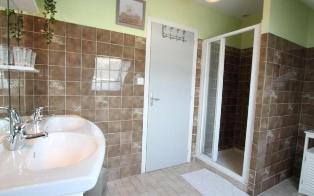 Gîte Bricqueville-sur-Mer, 6 pièces, 11 personnes - FR-1-362-403