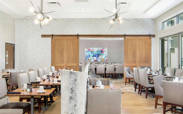 DoubleTree by Hilton San Antonio Northwest