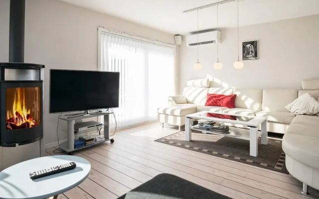 10 Person Holiday Home in Rodvig Stevns-by Traum
