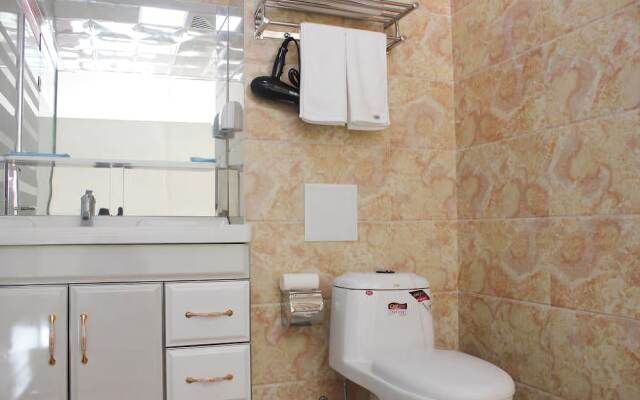Weihai Zhazhichuang Theme Hotel