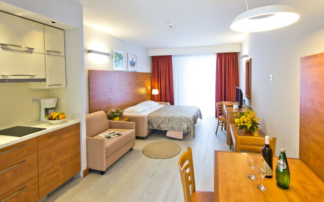 Zaton Holiday Resort Apartments