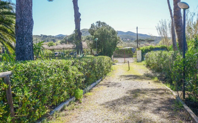 Nice Home in Capannili With Wifi and 2 Bedrooms