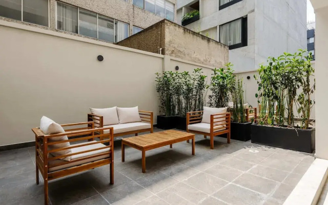 w Prestigious Loft w Elegant Balcony in Colima