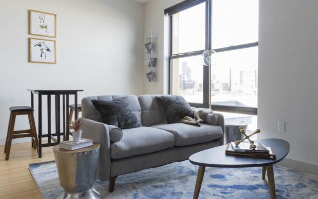 Bright Seaport Suites by Sonder