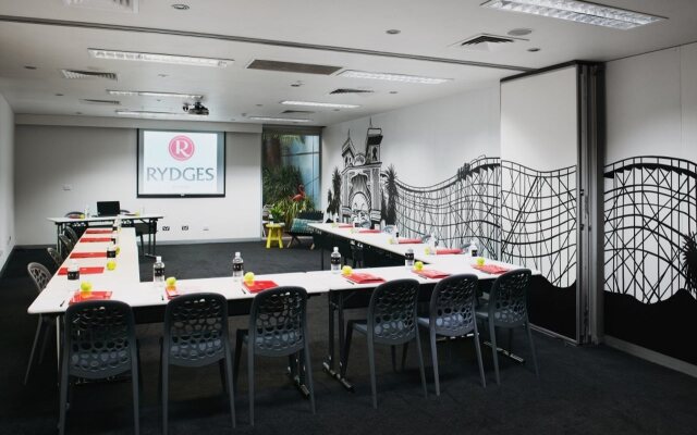 Saint Kilda Beach Hotel (formerly Rydges St Kilda)