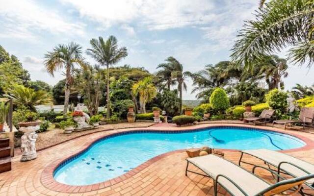 Palm Lodge