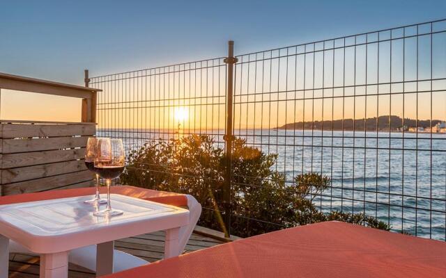 Casa L´Augusta II, Casa sobre el mar en Altafulla