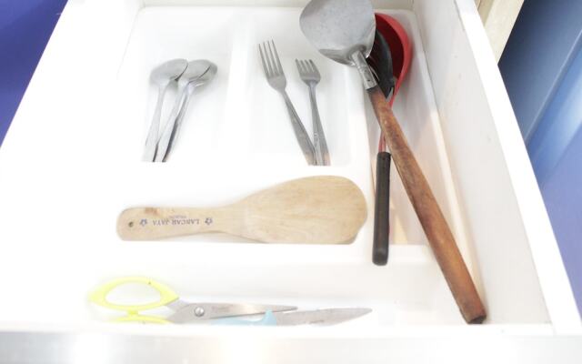 Trendy & Relaxing Studio Apartment at Jarrdin Cihampelas