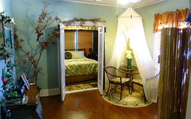 Avenue O Bed & Breakfast
