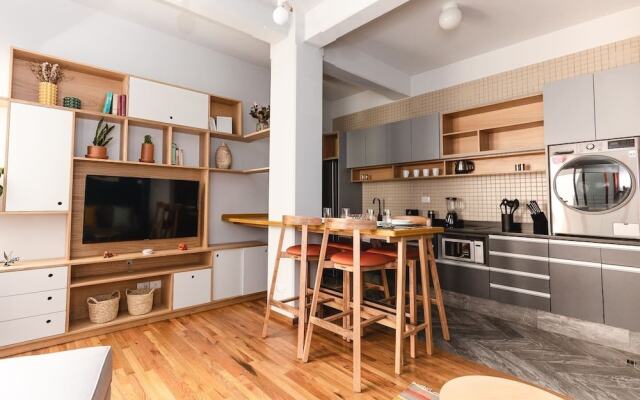Modern, Art Deco Space in La Condesa w Terrace!