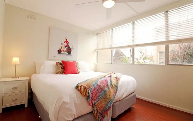 Colour Pop Fitzroy - Pets, Parking, Balcony, 3bdrm
