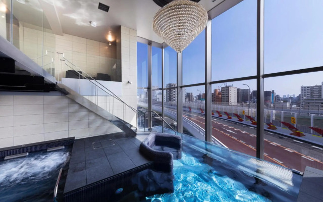 N Hotel
